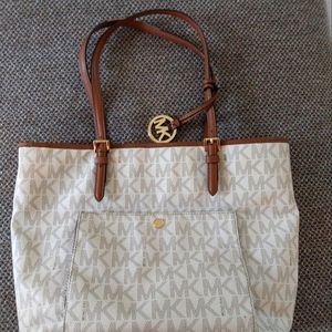 Michael Kors Tote